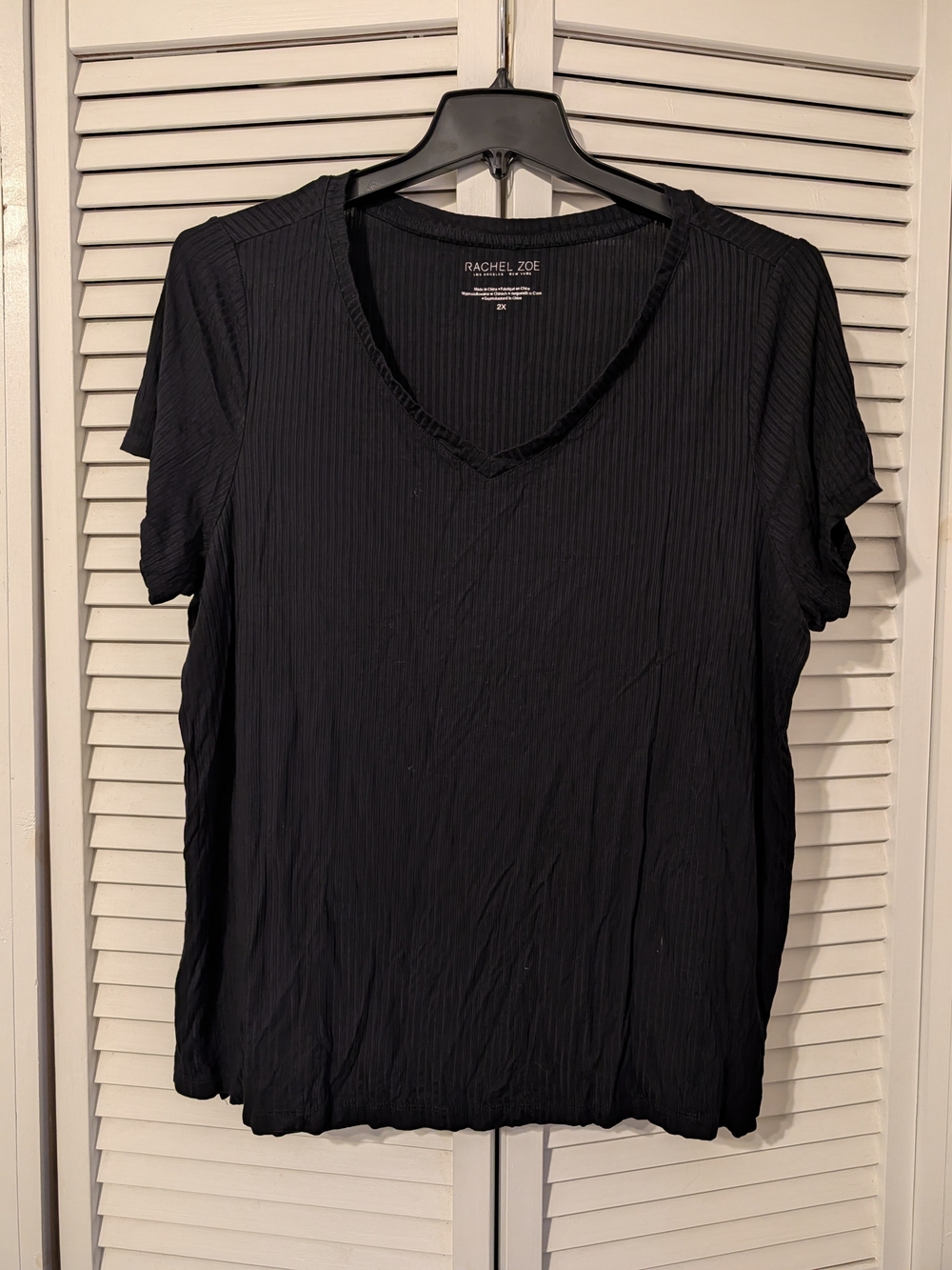 Rachel Zoe Black Ribbed V-Neck Short Sleeve Tee